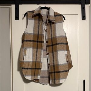 Flannel Sleeveless Vest with Button Closure size m